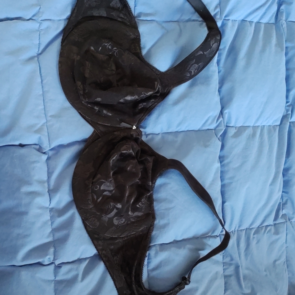 Wacoal 44dd bra in excellent used condition